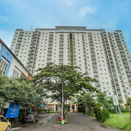 Oyo 94100 Gateway Pasteur Apartment By Ilyasa Bandung Exterior photo